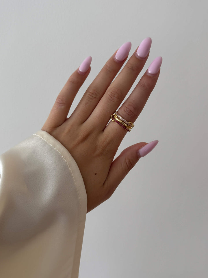 Rosafarbener Strass gestapelter Ring