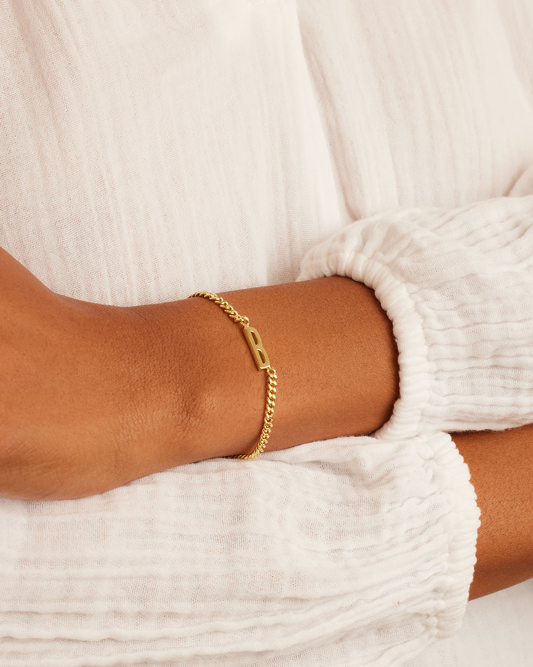 Luna Alphabet Charm Armband