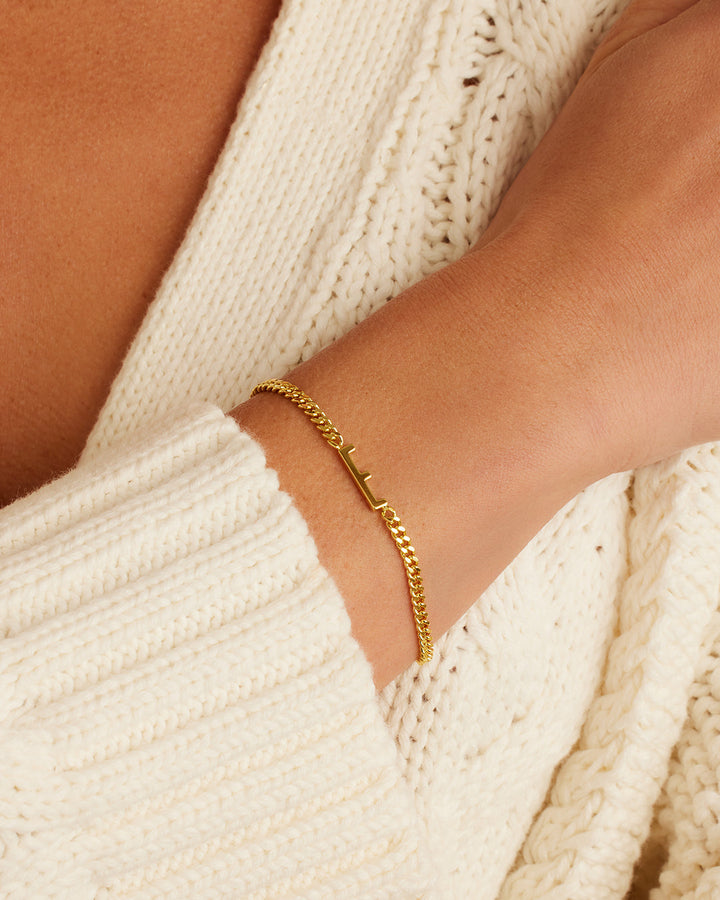 Luna Alphabet Charm Armband