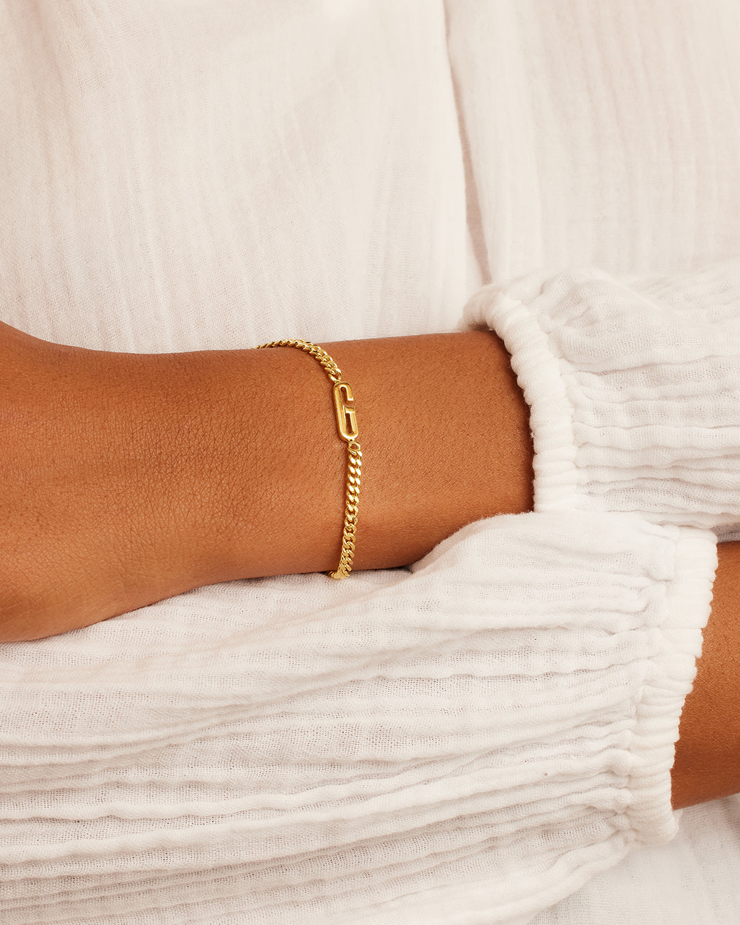 Luna Alphabet Charm Armband