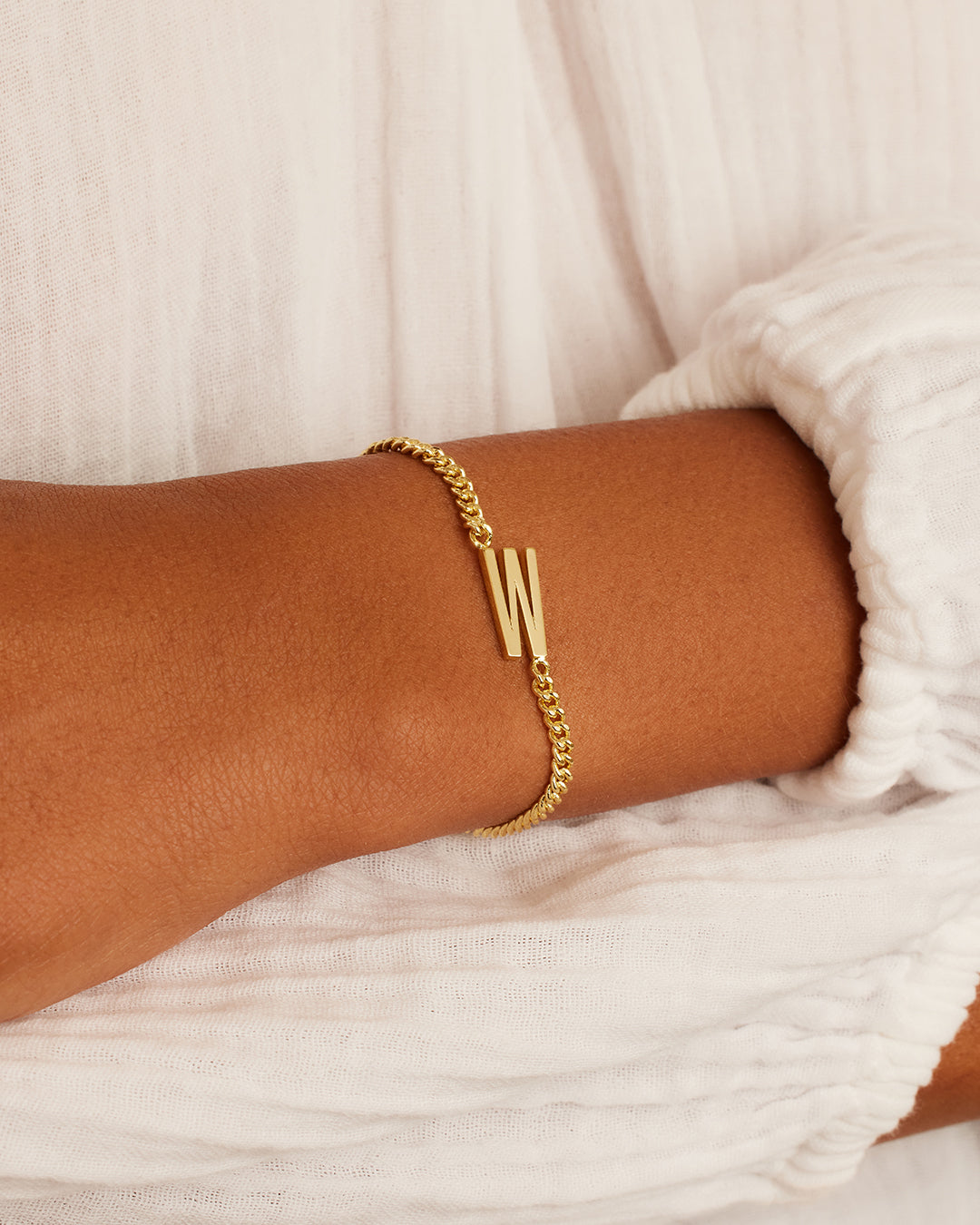 Luna Alphabet Charm Armband