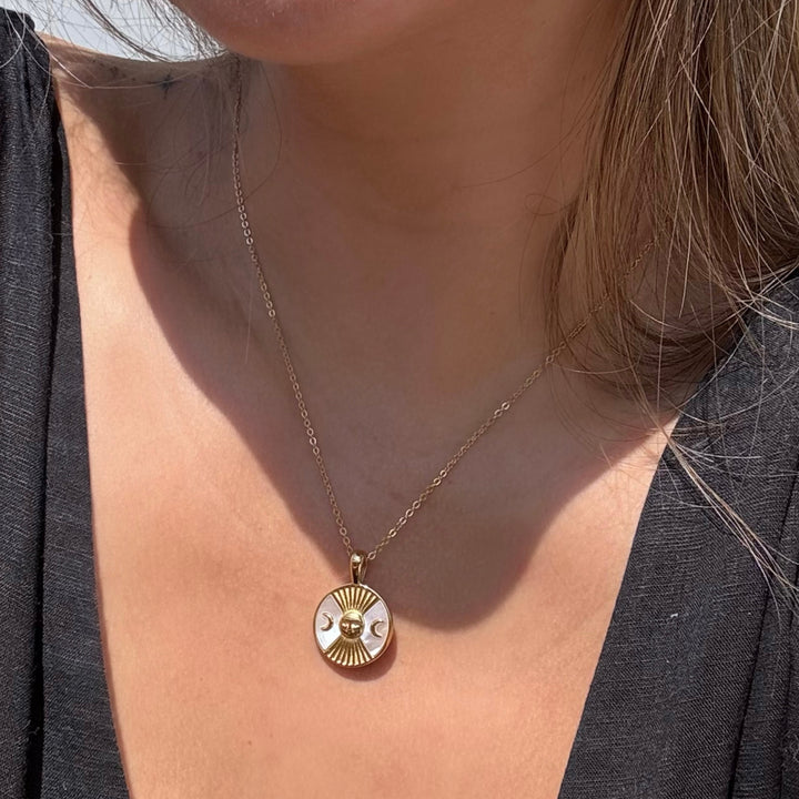 Strahlende Halskette