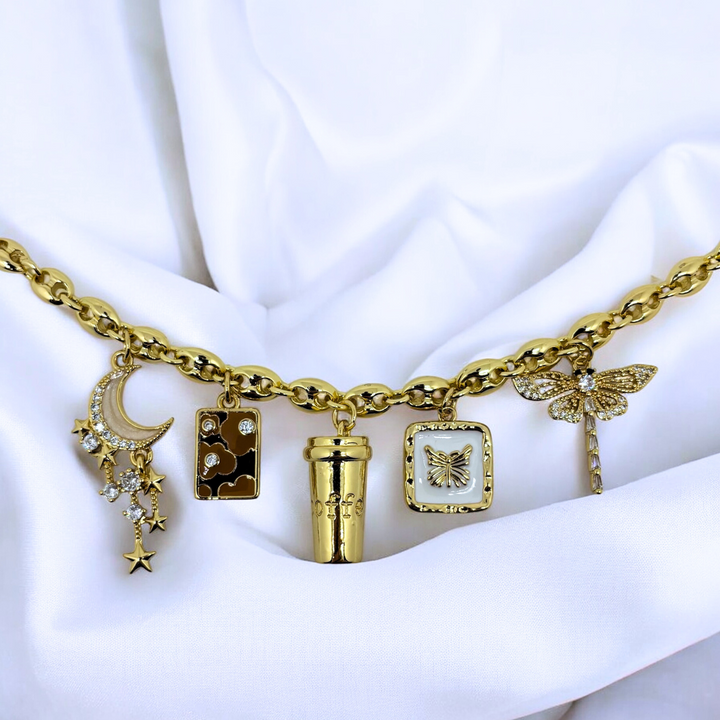 Verzaubertes Charm-Halsband (Handgefertigt & Limitierte Auflage)