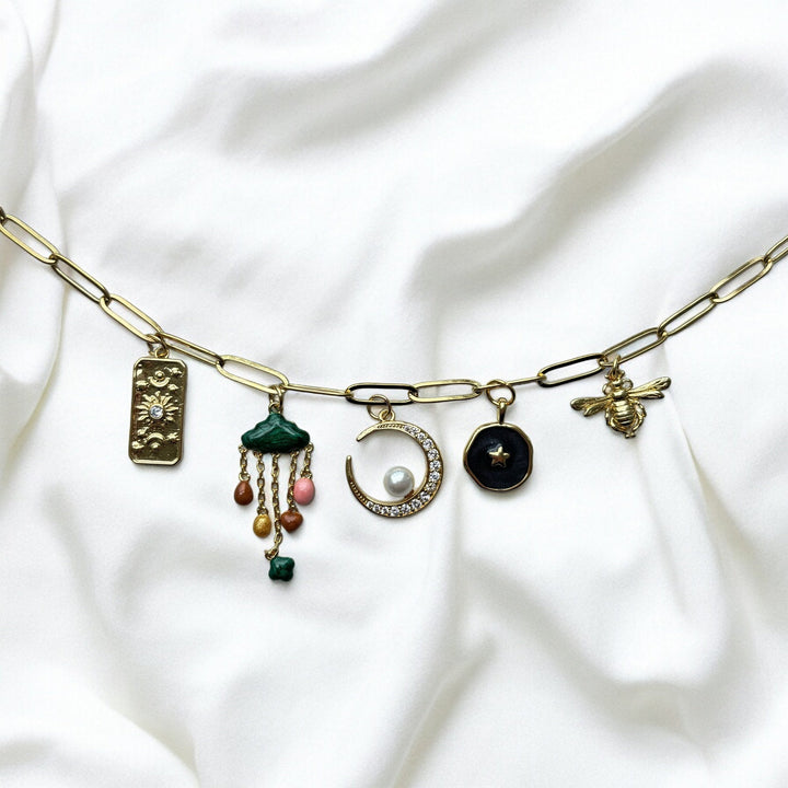 Luna Charm Halskette (Handgemacht & Limitierte Auflage)