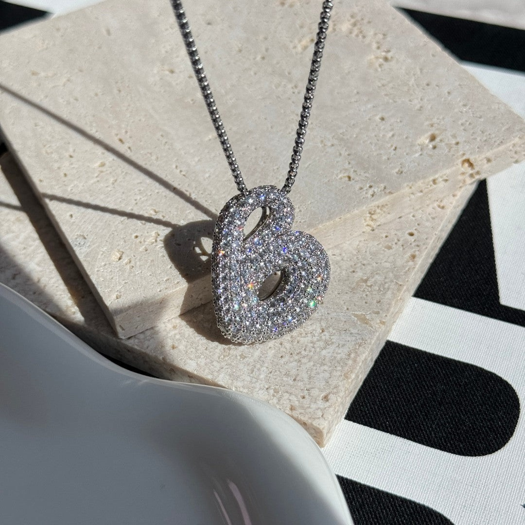 Zara Initial Diamant Halskette
