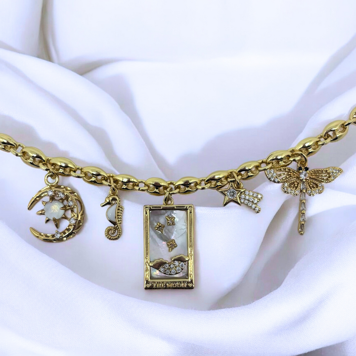 Lunaris Halskette (Handgemacht & Limitierte Auflage)