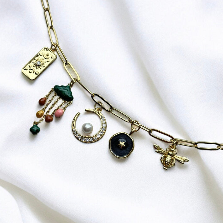 Luna Charm Halskette (Handgemacht & Limitierte Auflage)