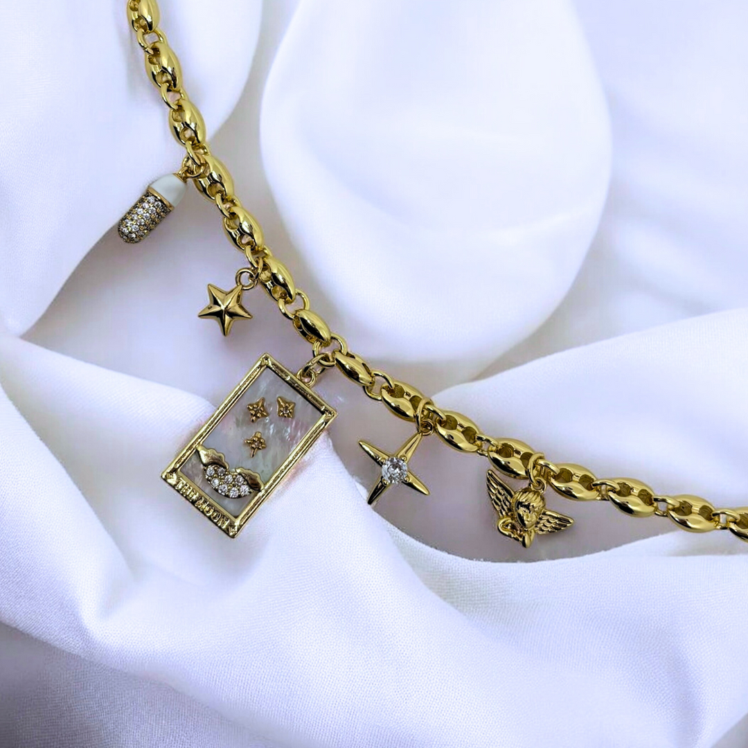 Astralis Halskette (Handgefertigt & Limitierte Auflage)