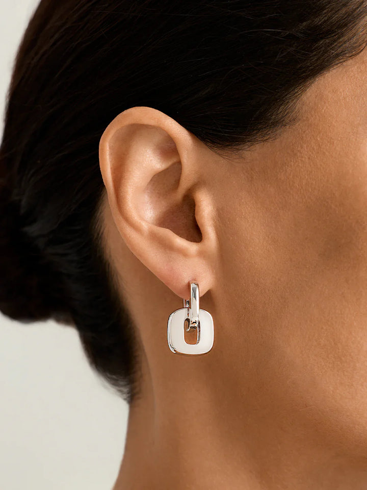 Bold Interlock Drops