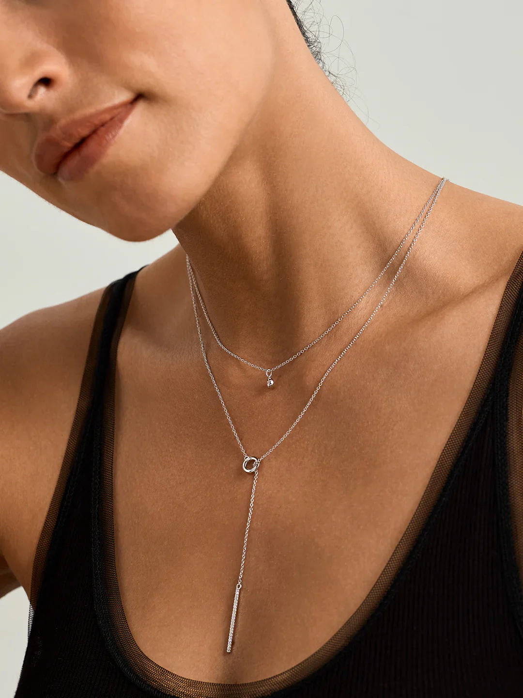 Chandelier Pave Lariat Halskette