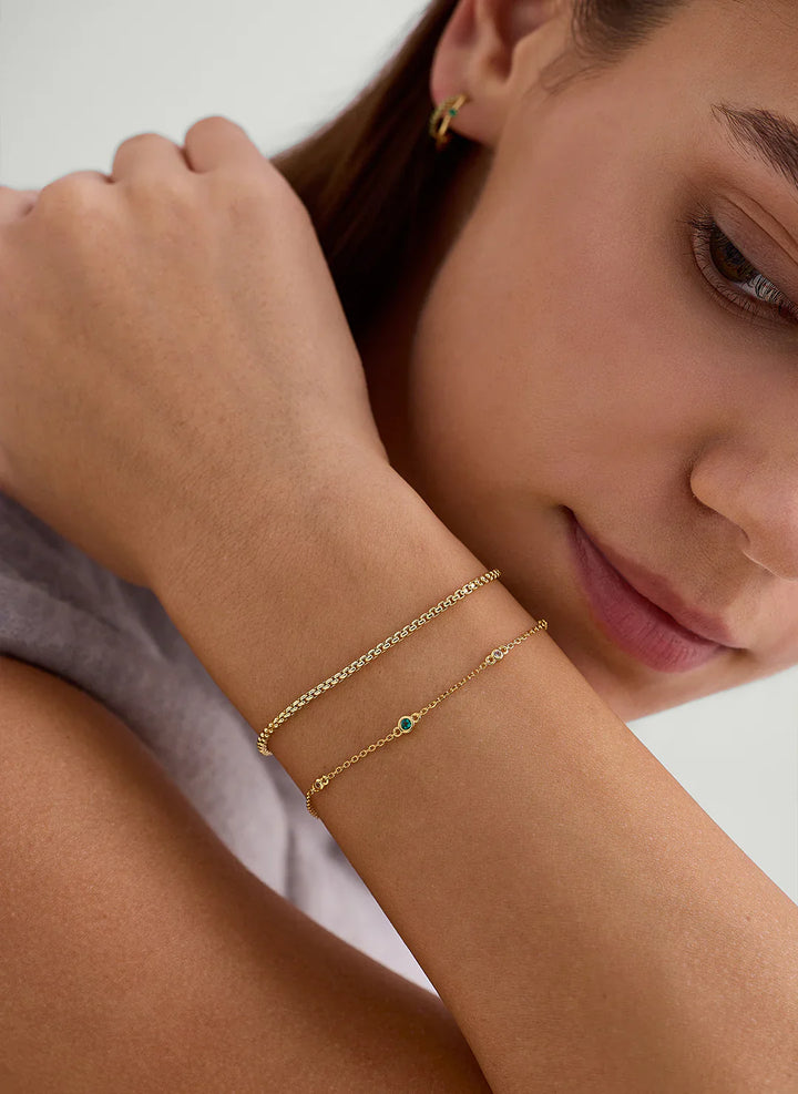 Smaragd- und Saphir-Station-Armband