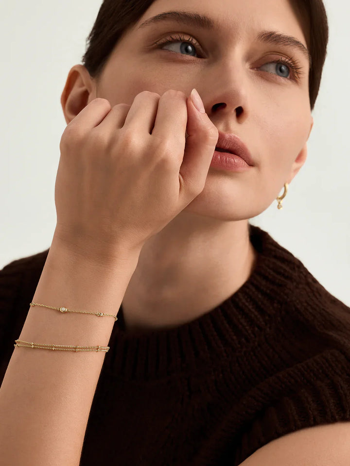 Opal- und Saphir-Stationen-Armband