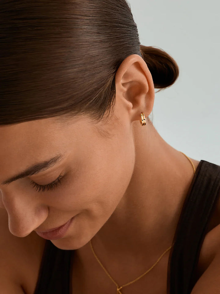 Minimalistische Doppel-Huggies