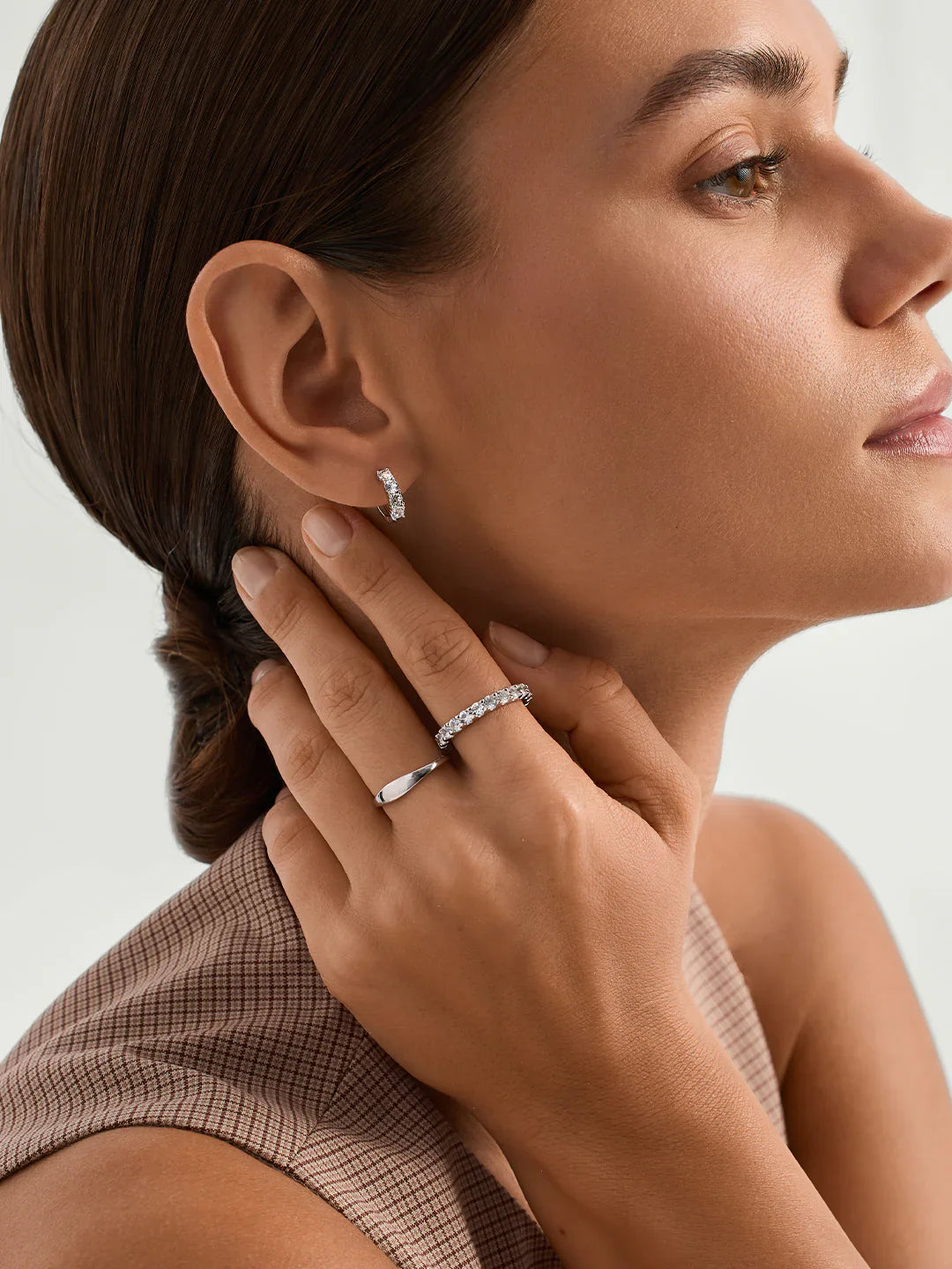 Sapphire Silber Huggies