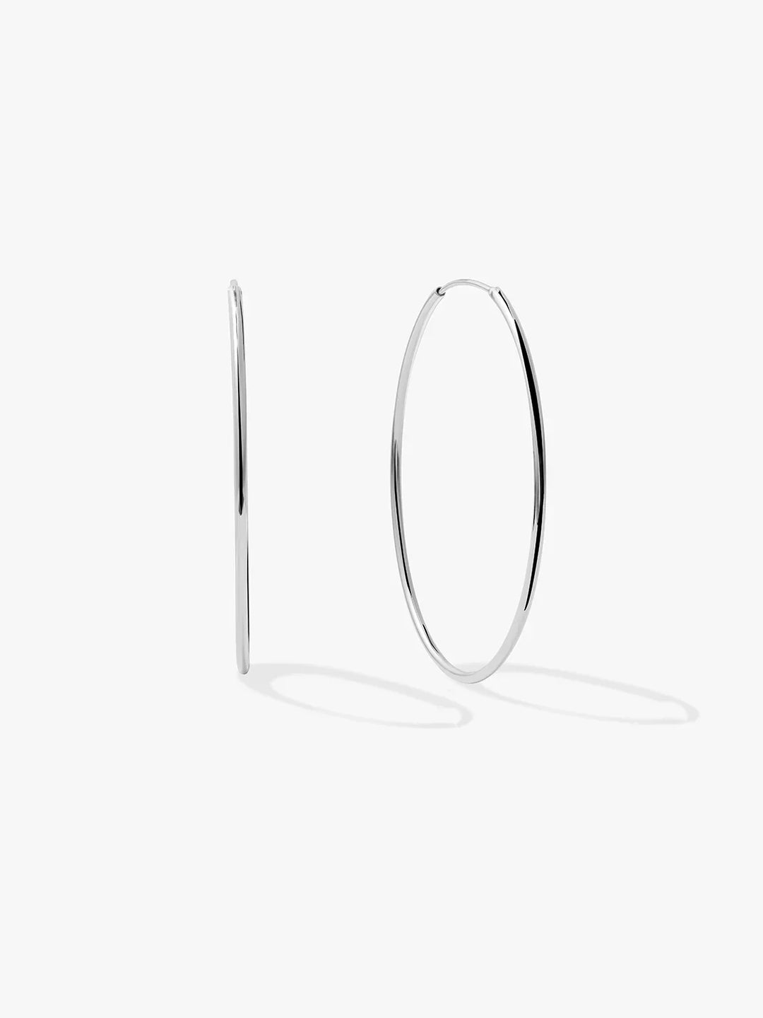 Überdimensionale Creolen