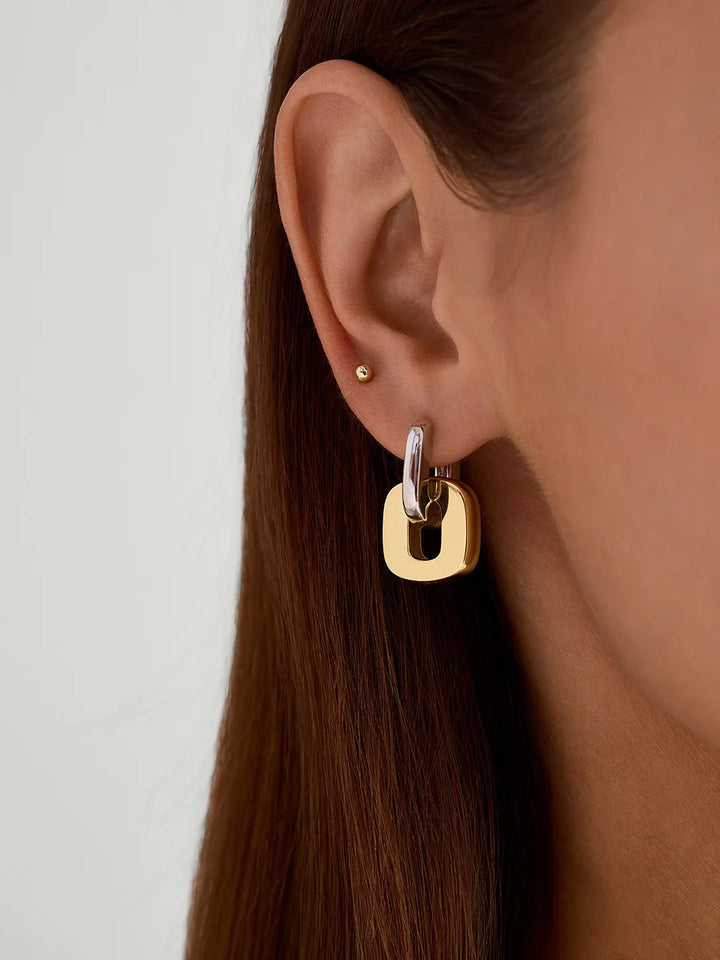 Bold Interlock Drops