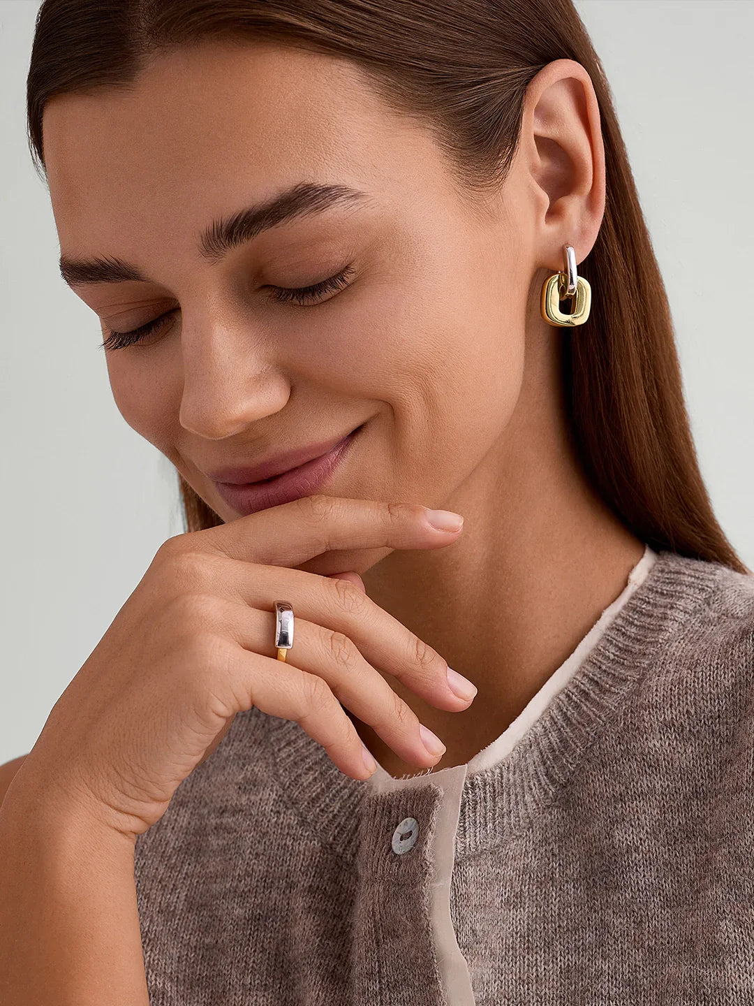 Bold Interlock Drops