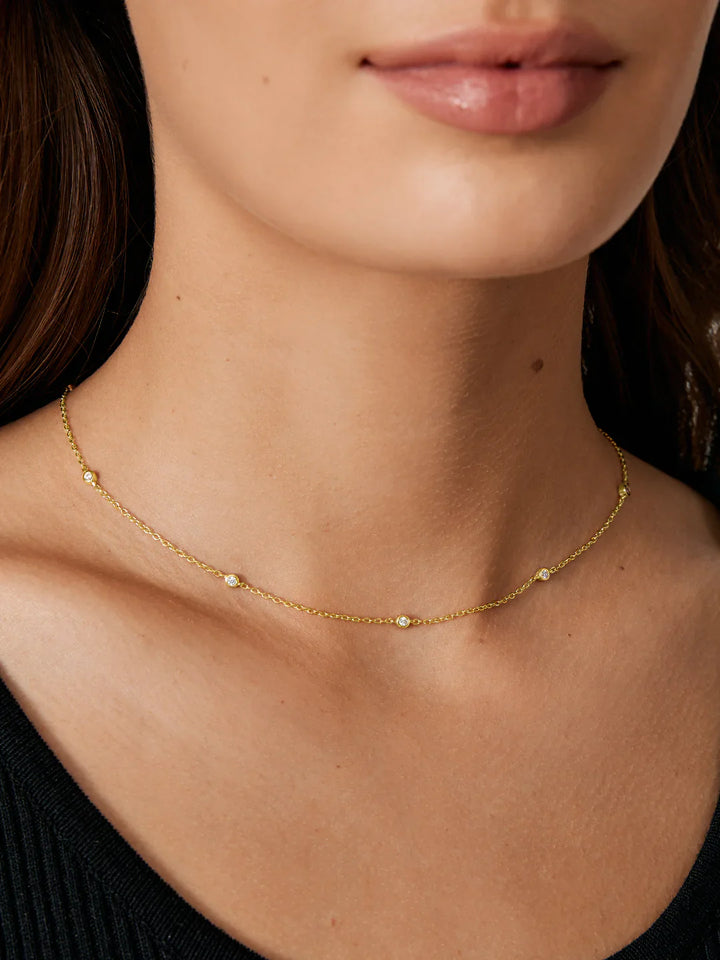 Bezel Crystal Station Halskette