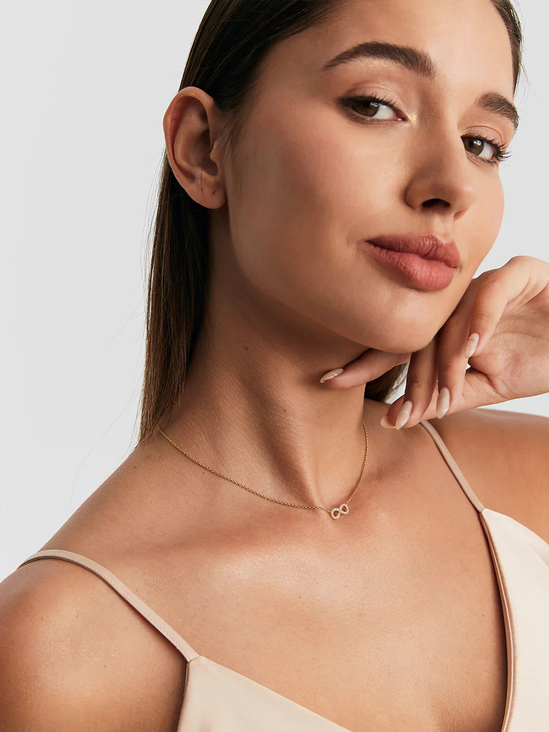 Infinity Loop Halskette