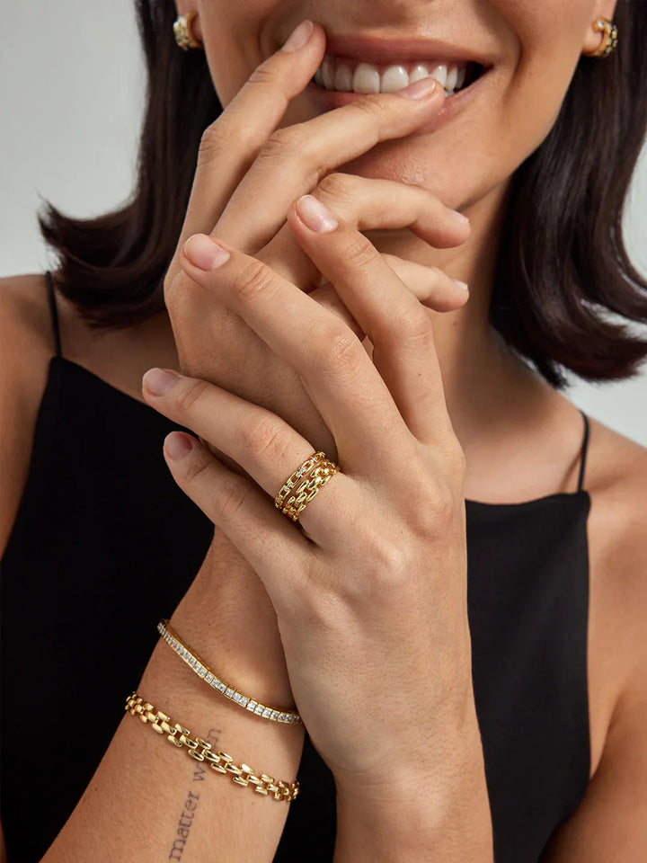 Verbundener Zarter Ring