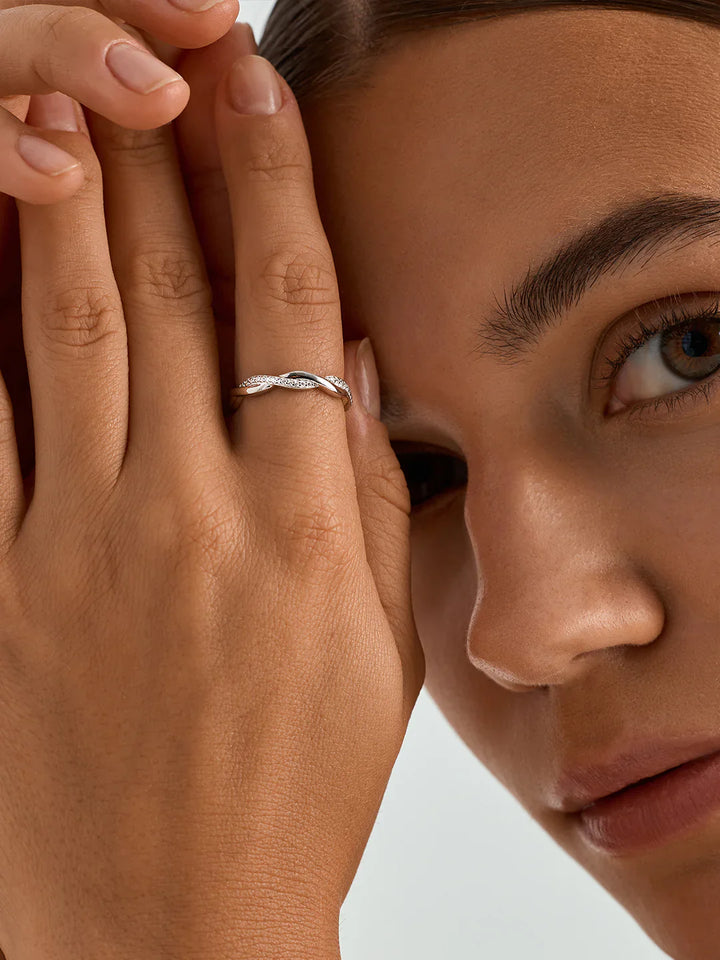 Verdrehter Pavé-Ring