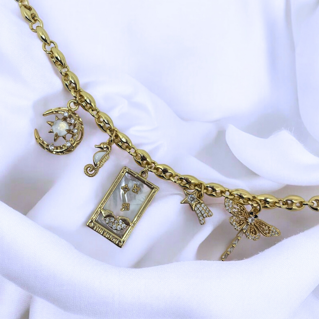 Lunaris Halskette (Handgemacht & Limitierte Auflage)