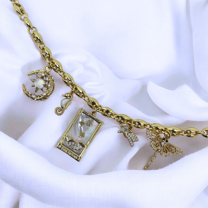 Lunaris Halskette (Handgemacht & Limitierte Auflage)