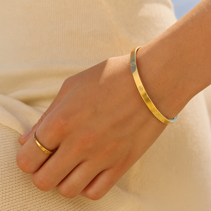 Noe Monogramm-Armband