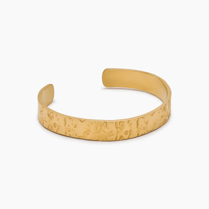 Chunky Textured Cuff-Armband
