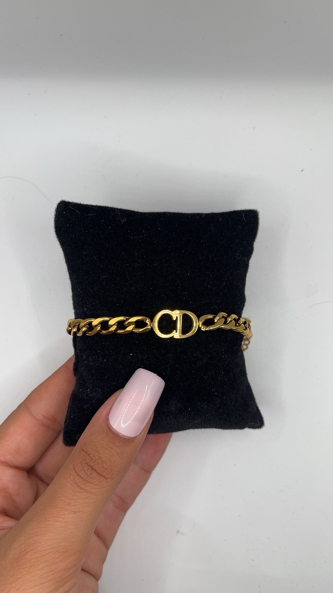 CD Gold Armband