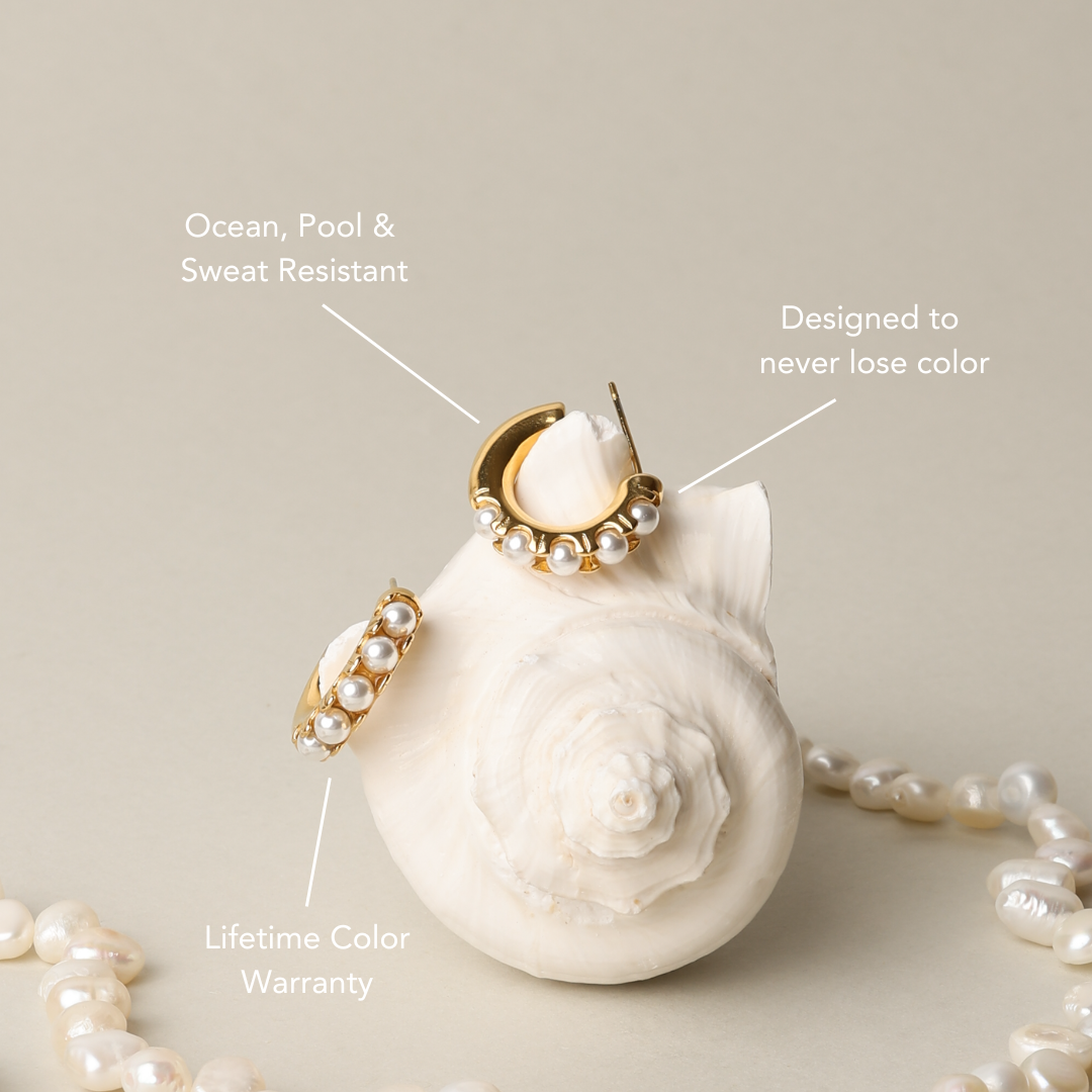 Mini Perlen Huggies Ohrringe