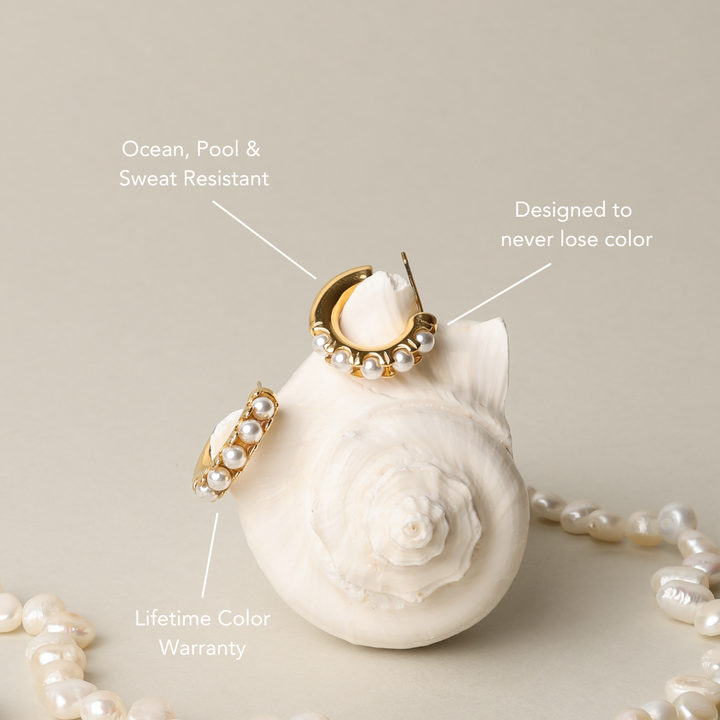 Mini Perlen Huggies Ohrringe