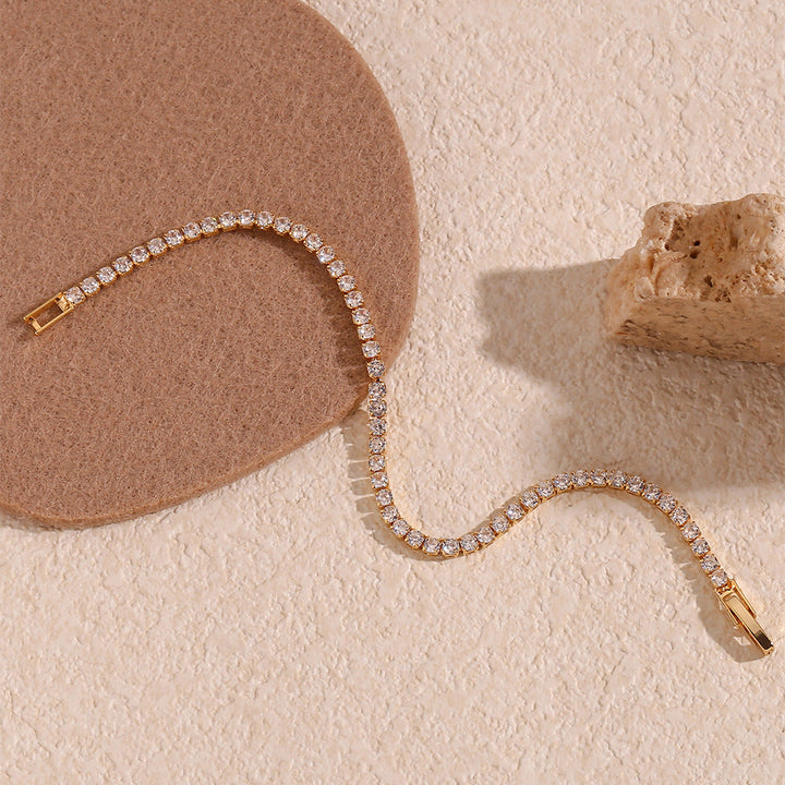 Chloe funkelndes Tennisarmband