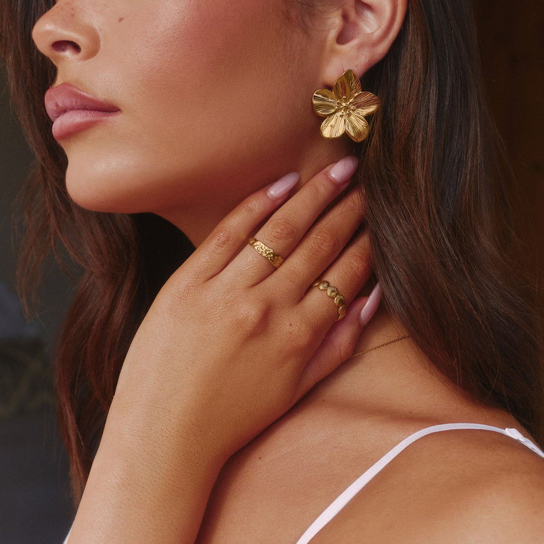 VERSTELLBARES MUSCHEL-STAPELRING - GOLD