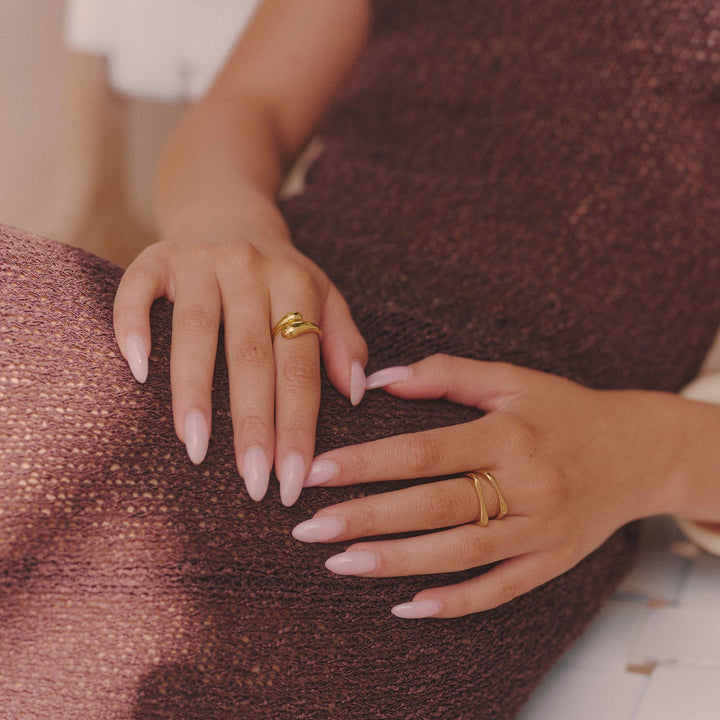 QUADRATISCHER STAPELRING - GOLD