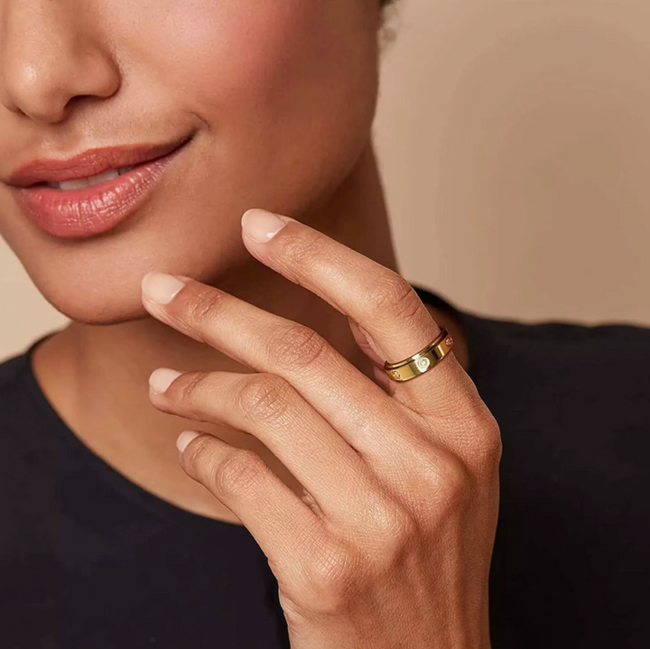 Drehender Liebesring