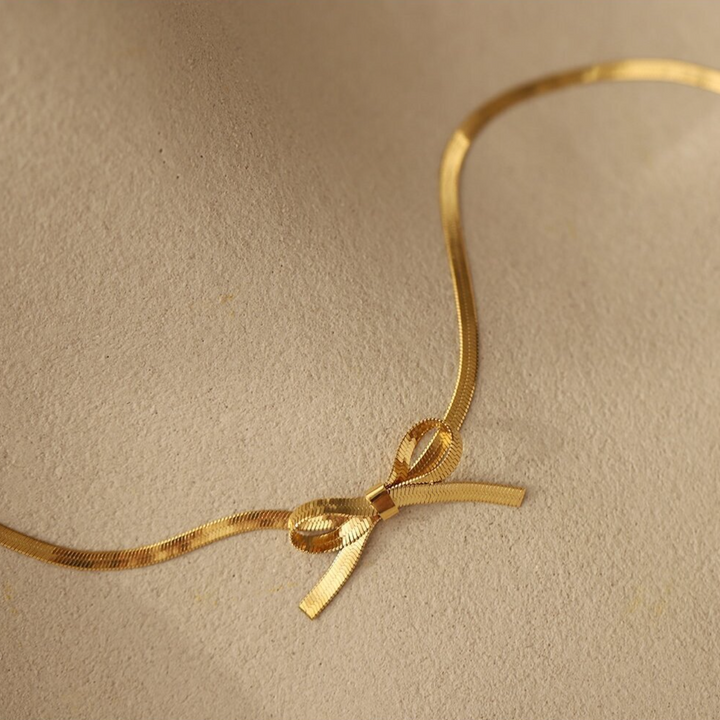 Carol Schleifen-Halskette