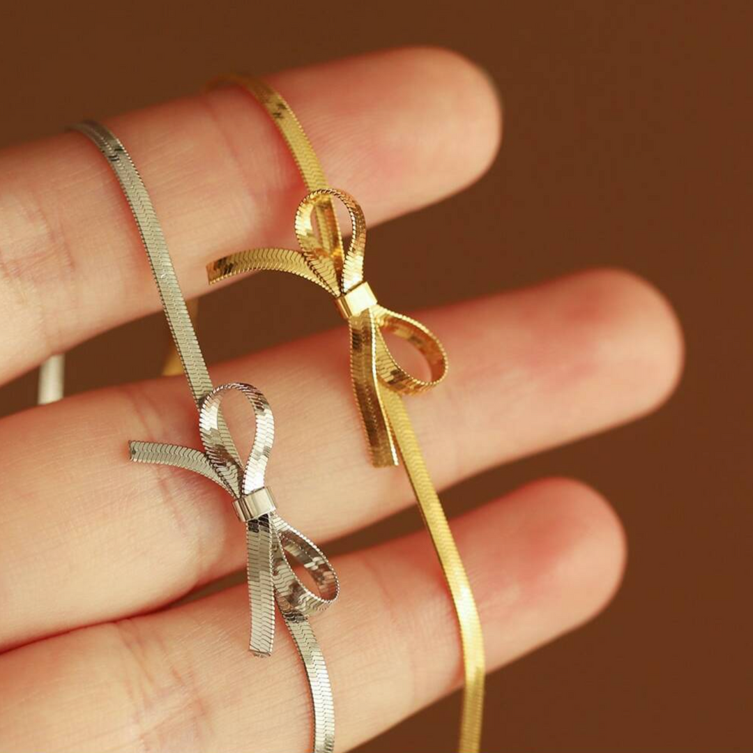 Carol Schleifen-Halskette