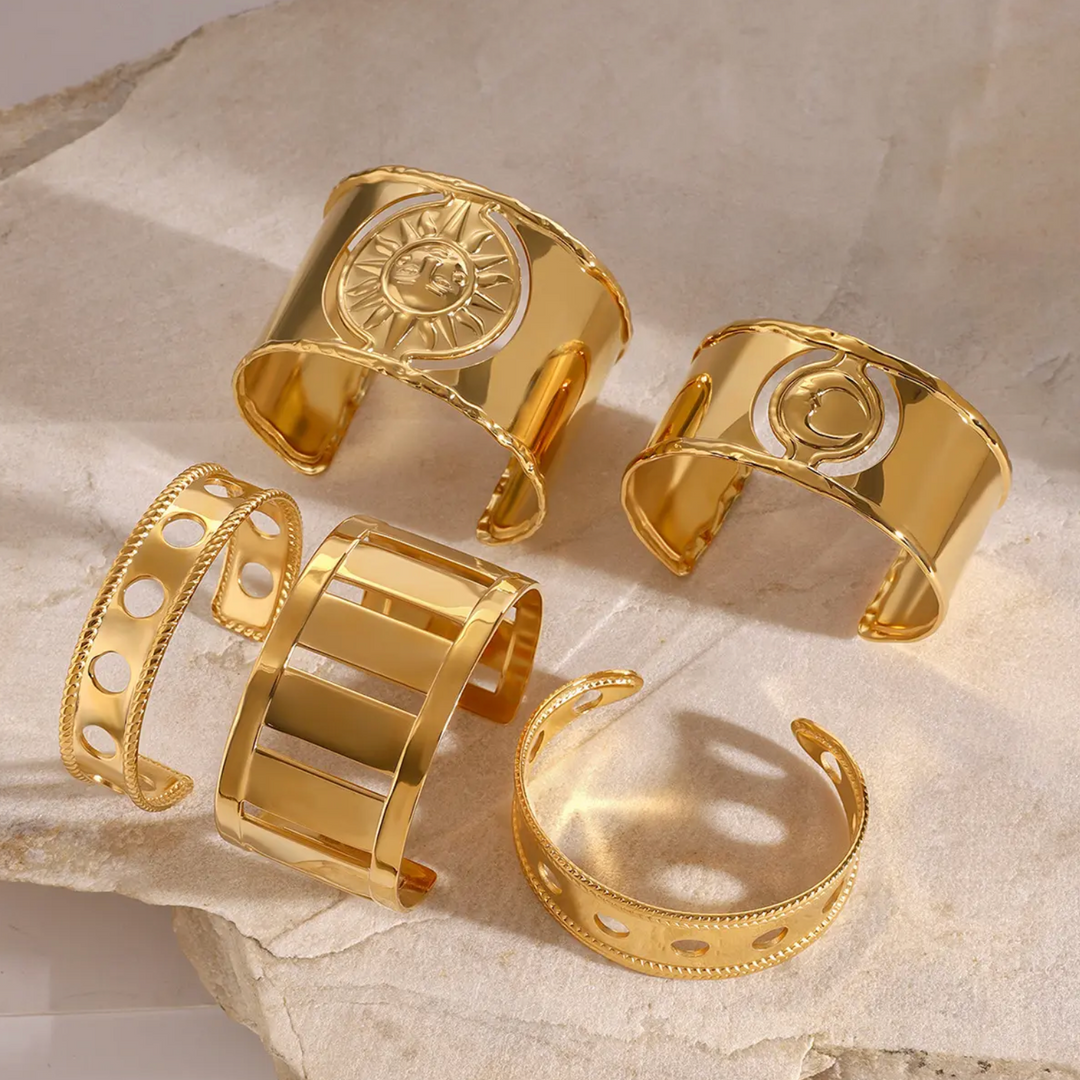 Goldener gehämmerter Luxus-Manschettenknopf