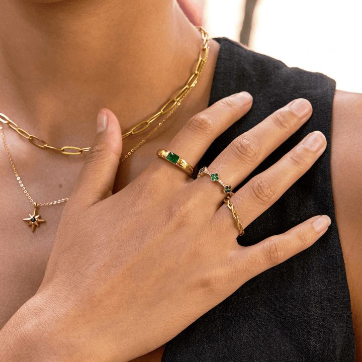 Ember Gold & Smaragd Ring