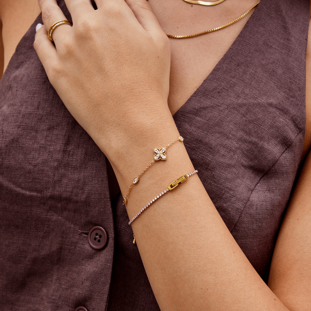 Vierblättriger Kleeblatt-Kristallarmband