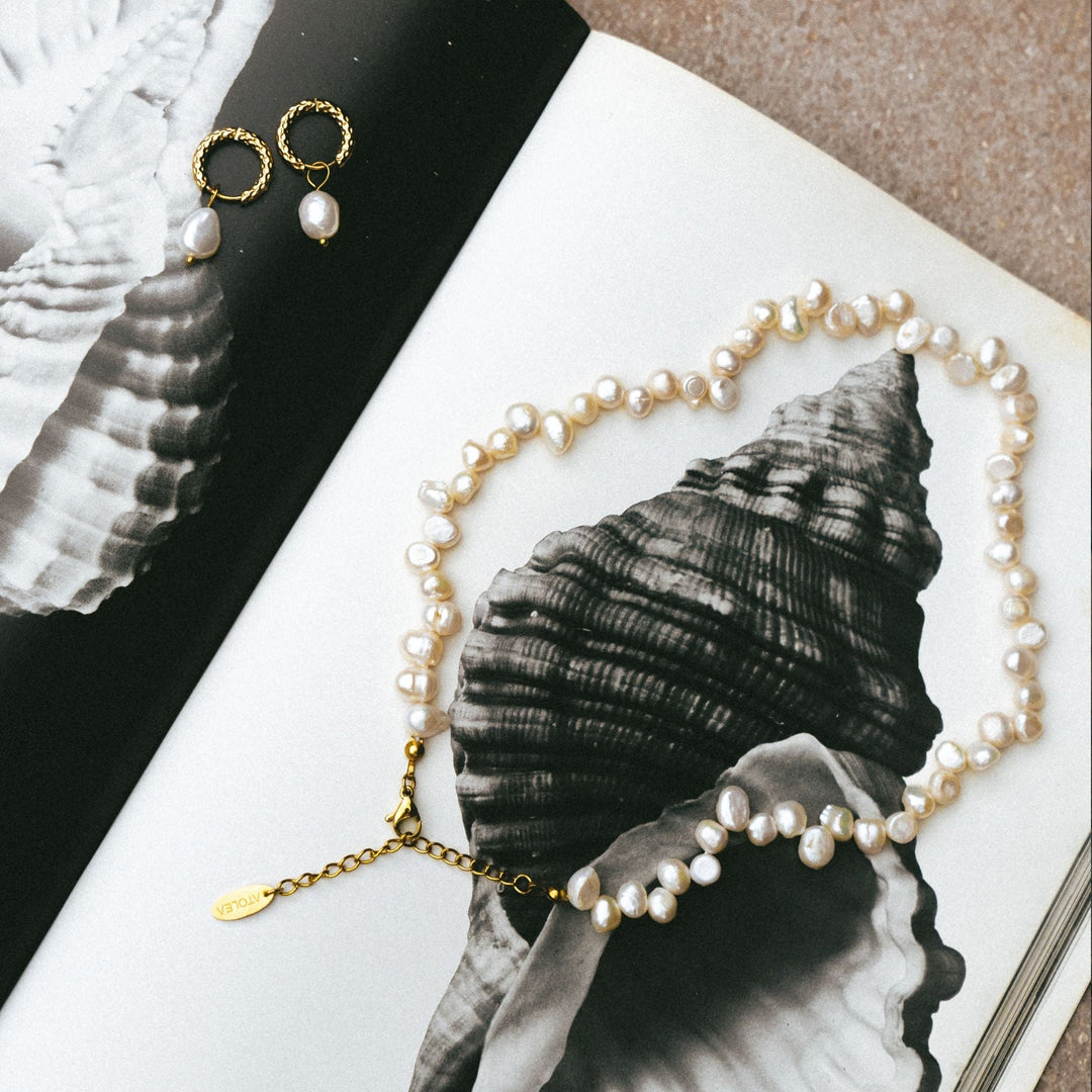 Gehämmerte Perlen-Hoops Ohrringe