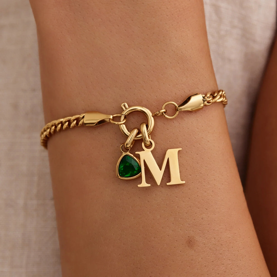 Armband mit Initialen und Geburtsstein in Curb-Chain-Design