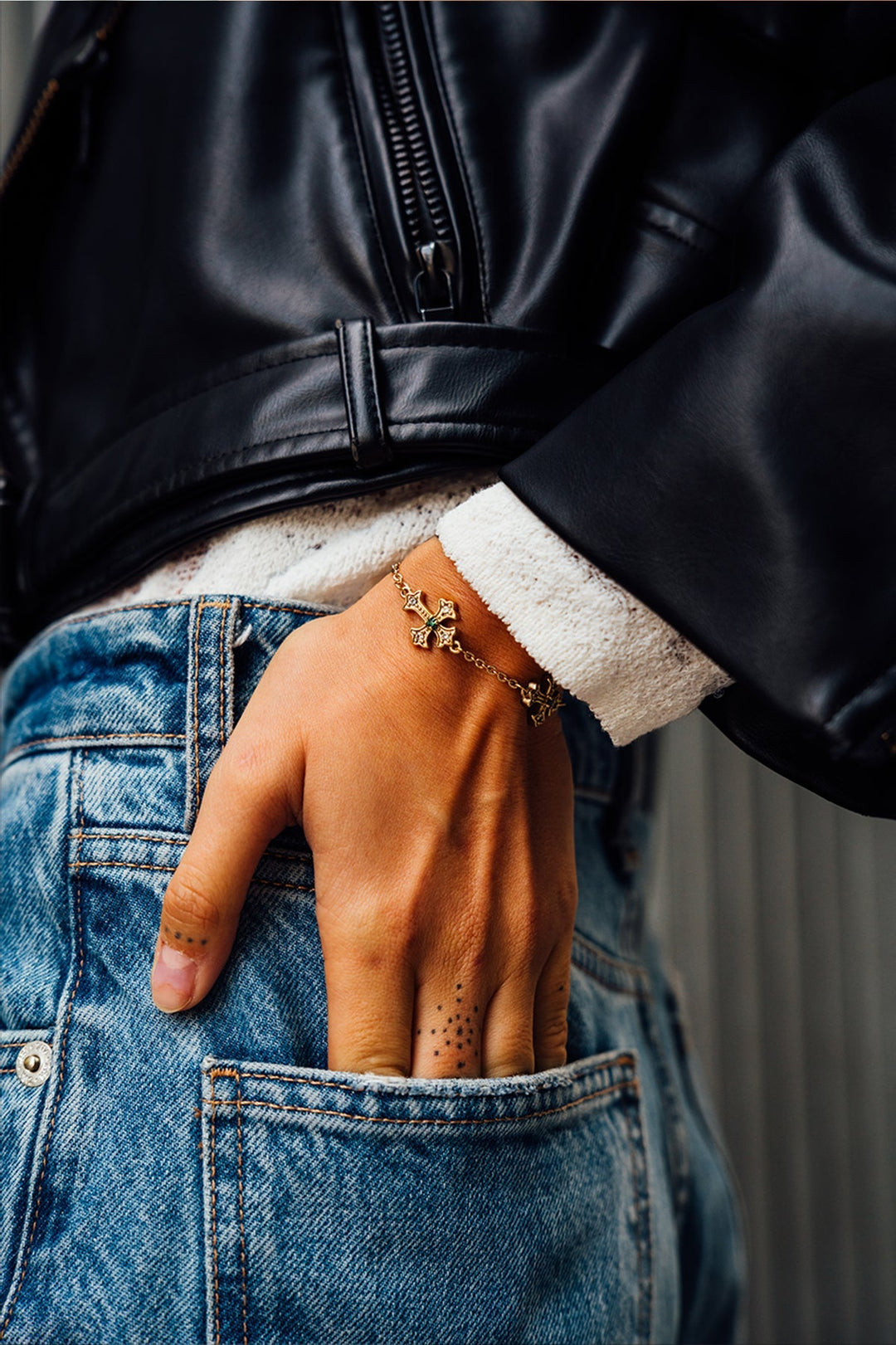 Faith Kreuzanhänger Armband