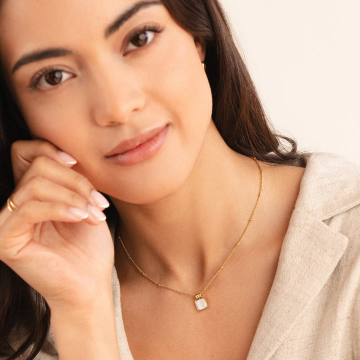 Lucia Weiße Muschel-Anhänger-Halskette