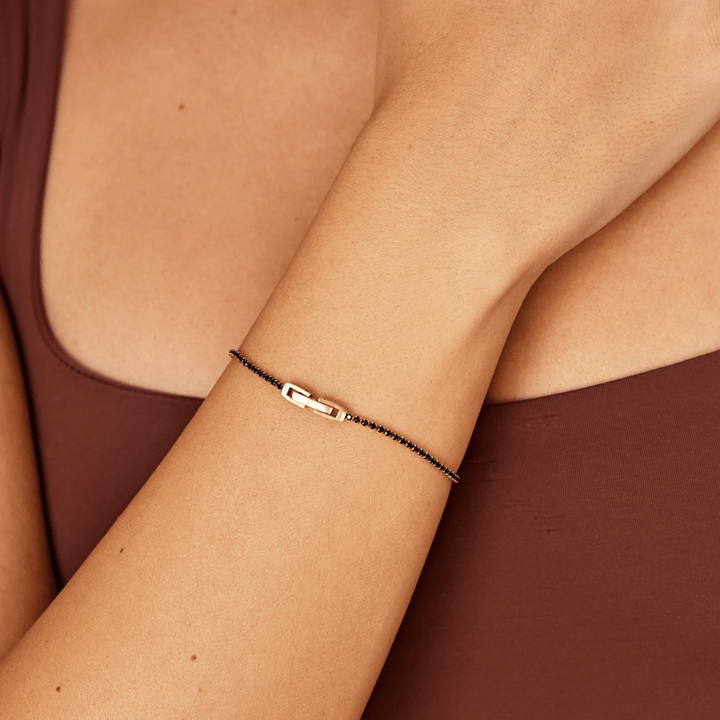 Mitternachts-Schwarzes Kristallarmband