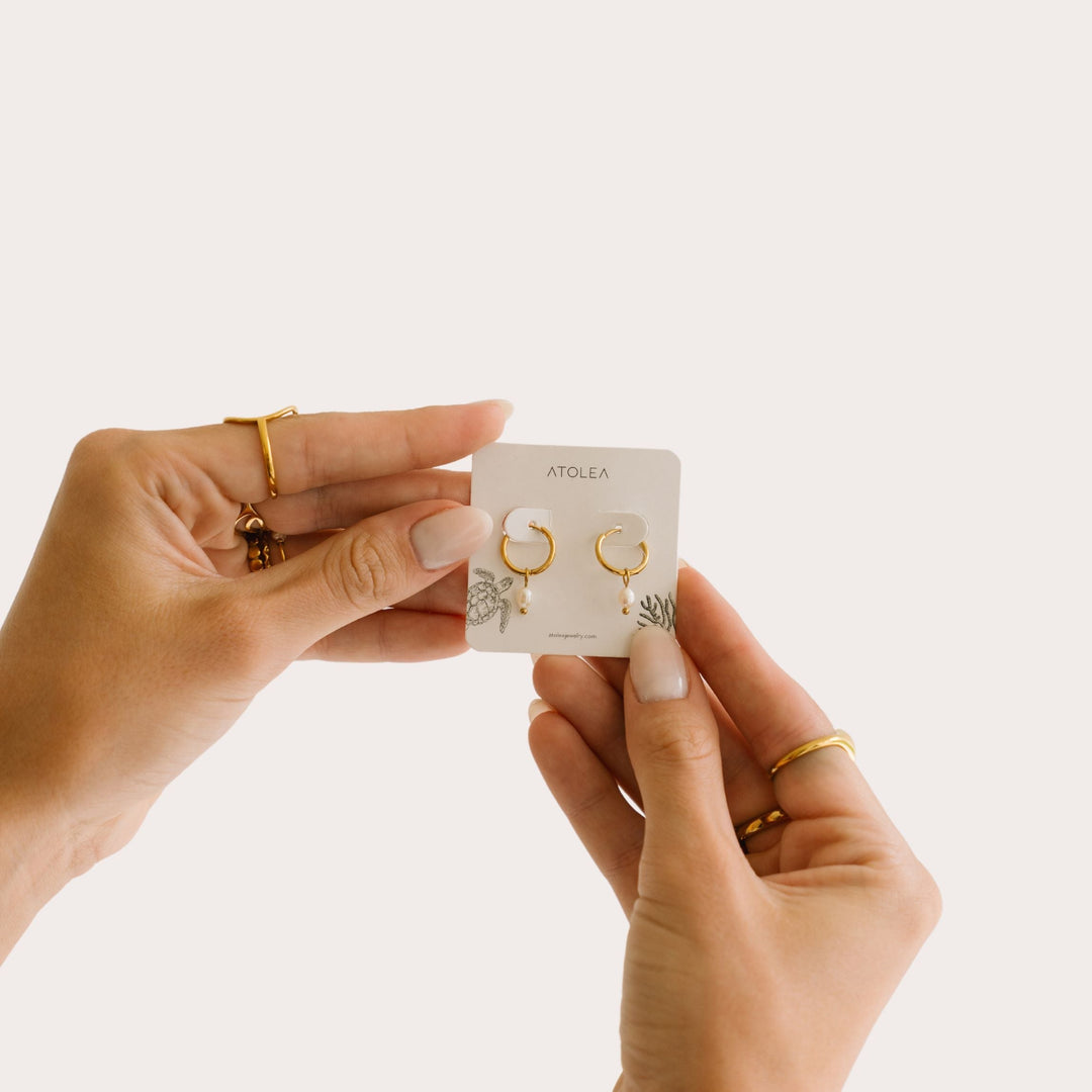 Perlen Huggie Ohrringe