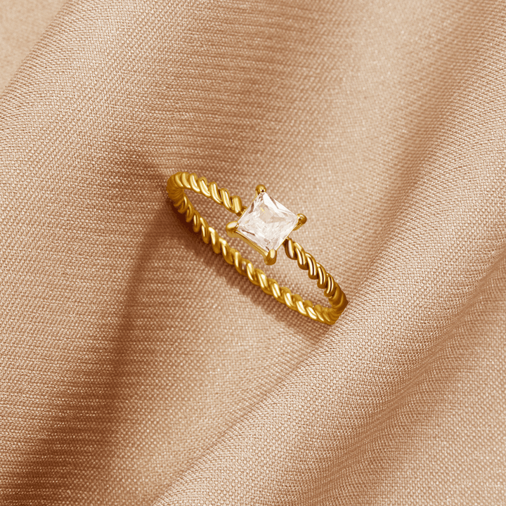 Sofia Kristall Verdrehter Ring