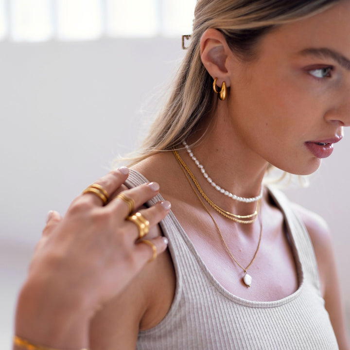 Tropfenförmige Creolen