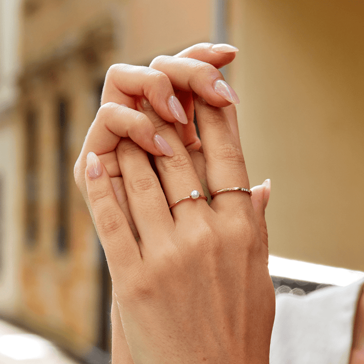 Uma Perl Solitaire Ring